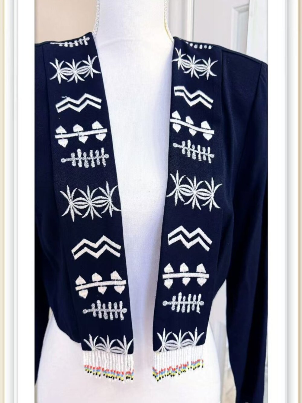 Geometric embroidery and bead trim Open-front cropped jacket size 6